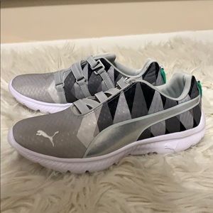 New pair of Puma Cozifoam shoes!